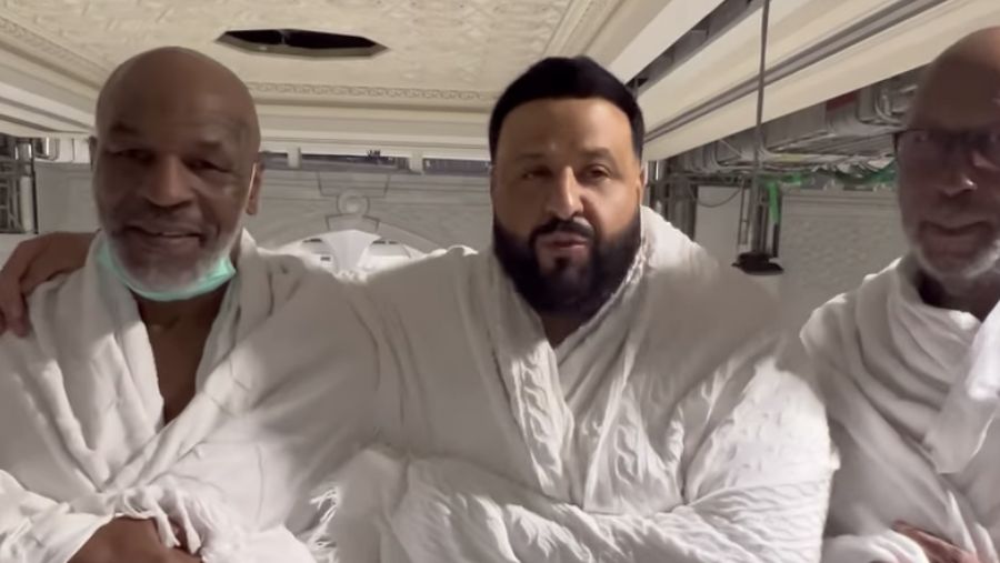 Dj Khaled Melaksanakan Ibadah Umrah dalam postingan Instagram pribadinya. (Instagram @djkhaled)