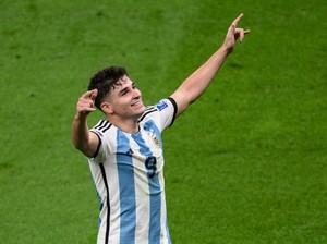 Julian Alvarez, si Tanpa Tinta di Timnas Argentina