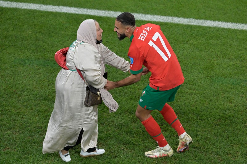 Penyerang #10 Argentina Lionel Messi bereaksi selama pertandingan sepak bola Grup C Piala Dunia Qatar 2022 antara Argentina dan Arab Saudi Penyerang #10 Argentina Lionel Messi bereaksi selama pertandingan sepak bola Grup C Piala Dunia Qatar 2022 antara Argentina dan Arab Saudi di Stadion Lusail di Lusail, utara Doha, Qatar, Selasa (22/11/2022). (Photo by ANTONIN THUILLIER/AFP via Getty Images)