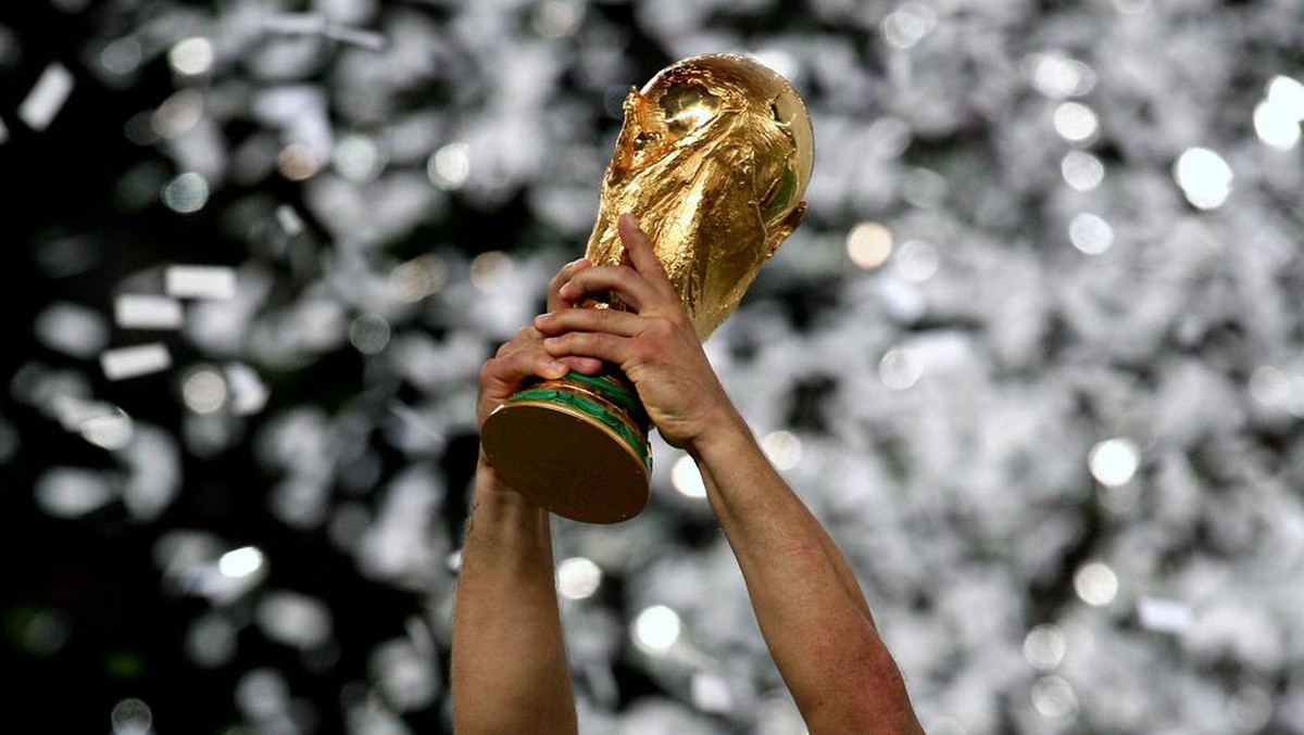 Wasit FIFA Pakai Koin Rupiah Macan Jawa di Kick Off Final Piala Dunia