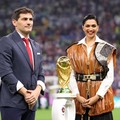 Siapakah Deepika Padukone? Artis Pembawa Trofi Piala Dunia