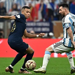 Sama-sama di PSG, Kayanya Mbappe sama Messi Tak Akur Deh