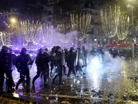 Argentina Juara, Pendukung Prancis Bentrok dengan Polisi