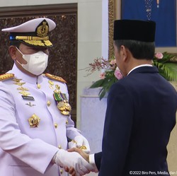 Usai Dilantik Jokowi, Laksamana Yudo Sah Jadi Panglima TNI