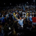 Kalahkan Telur, Messi Cetak Rekor Like Instagram Terbanyak!