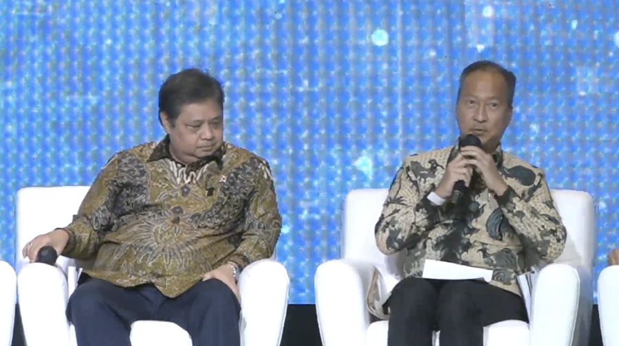 Menteri Perindustrian Agus Gumiwang Kartasasmita Saat Peluncuran Buku Penanganan Covid-19 dan Program Pemulihan Ekonomi Nasional 2022 (Tangkapan layar via Youtube PerekonomianRI)