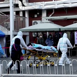 Penampakan China Mulai Kacau Akibat Covid, Muncul RS Darurat