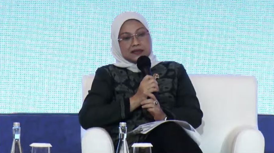 Menteri Ketenagakerjaan (Menaker), Ida Fauziyah dalam acara Outlook Perekonomian Indonesia 2023, Rabu (21/12/2022). (Tangkapan layar via Youtube PerekonomianRI)