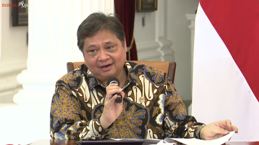 Menteri Koordinator Bidang Perekonomian (Menko Perekonomian), Airlangga Hartarto Memberikan Keterangan Pers di Istana Merdeka, 21 Desember 2022. (Tangkapan Layar Youtube Sekretariat Presiden)