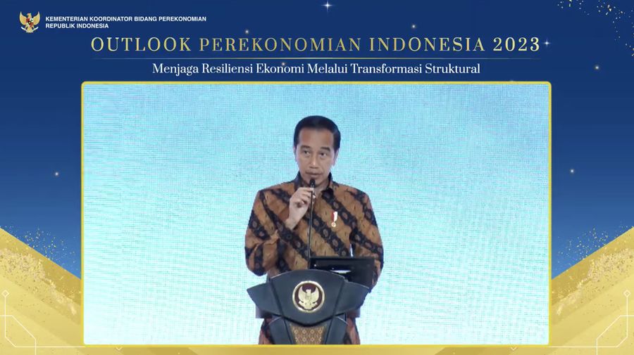 Presiden Joko Widodo dalam acara Outlook Perekonomian Indonesia 2023, Rabu (21/12/2022). (Tangkapan layar via Youtube PerekonomianRI)