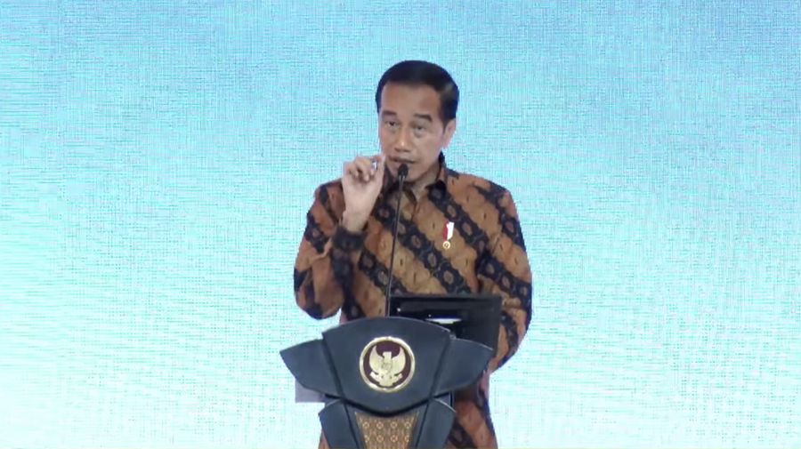 Presiden Joko Widodo dalam acara Outlook Perekonomian Indonesia 2023, Rabu (21/12/2022). (Tangkapan layar via Youtube PerekonomianRI)