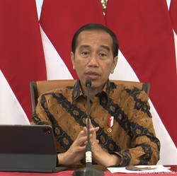 Jokowi 'Colek' Gubernur DKI Gara-Gara Masalah Sampah