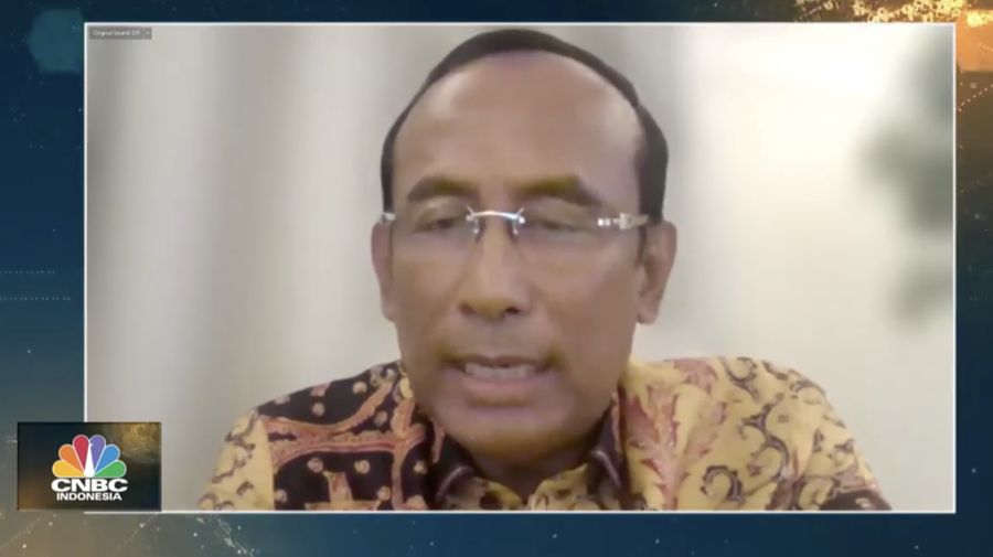 Anggota Dewan Energi Nasional (DEN) & KADIN Indonesia Bidang ESDM, Satya Widya Yudha dalam acara forum Transisi Energi Indonesia di Menara Bank Mega (MBM) Jakarta, Kamis (22/12/2022). (CNBC Indonesia/Tri Susilo)