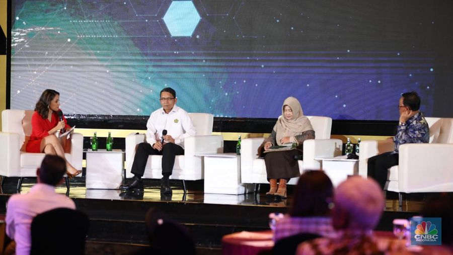 forum Transisi Energi Indonesia di Menara Bank Mega (MBM) Jakarta, Kamis (22/12/2022). (CNBC Indonesia/Tri Susilo)