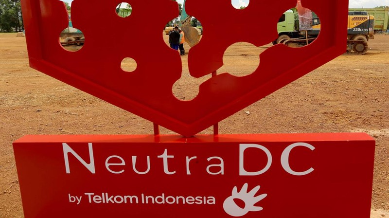 PT Telkomunikasi Indonesia (Persero) Tbk (TLKM) melalui anak usahanya NeutraDC, menggelar ground breaking pembangunan data center berkapasitas 51 MW di Batam. (Dok. Detik/Rachman Haryanto)