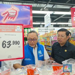 Pagi Buta, Mendag Blusukan Cek Harga Pangan di Bogor
