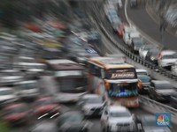 Ratusan Kendaraan Tinggalkan Jakarta Jelang Libur Nataru