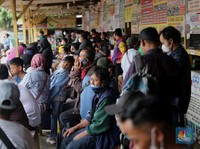 Jelang Libur Nataru, Pool Bus AKAP Banjir Penumpang