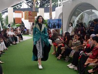 BRI dan Cita Tenun Indonesia Garap Pameran ANTOLOGI