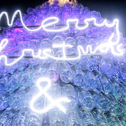 Unik!Ini Potret Pohon Natal Raksasa Dari Botol Bekas Di Bogor