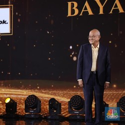 Jual Saham BYAN Rp 1,04 M, Low Tuck Kwong Cari Uang Jajan?