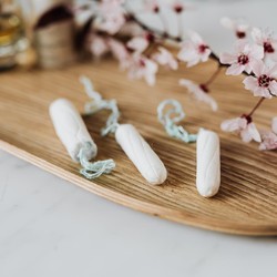 5 Mitos & Fakta Tampon, Benarkah Bisa Robek Selaput Dara?