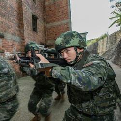 Heboh Video Rencana Perang China ke Taiwan Tersebar, Cek!