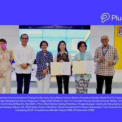 Pluang Gandeng UGM Siapkan Generasi Muda Cerdas Berinvestasi