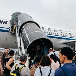 Maaf Tak Ada RI, Ini 10 Negara Impian Turis China