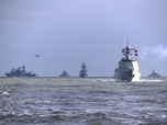 Panas! Kapal Perang AS-China 'Cekcok' di Dekat RI
