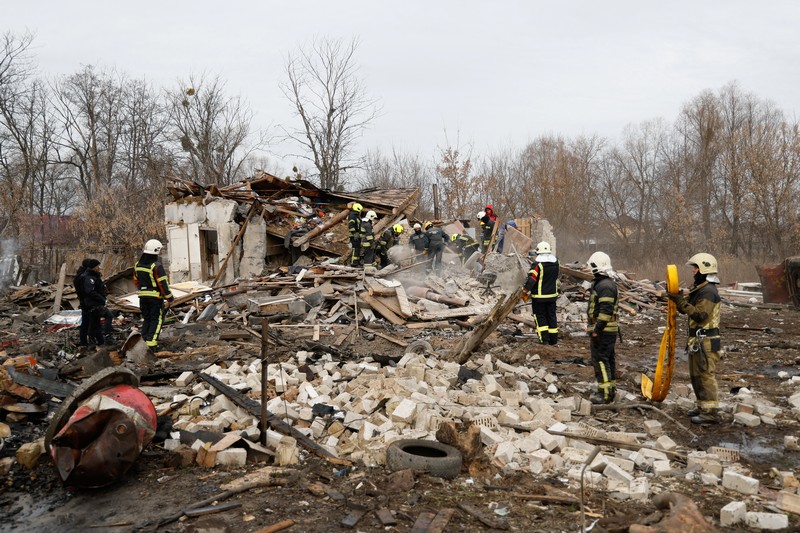 Sistem pertahanan udara Ukraina mencegat roket yang diluncurkan oleh pasukan Rusia di Kyiv, Ukraina pada 29 Desember 2022. Sistem pertahanan udara Ukraina mencegat roket yang diluncurkan oleh pasukan Rusia di Kyiv, Ukraina pada 29 Desember 2022. (Mustafa Ciftci/Anadolu Agency via Getty Images)