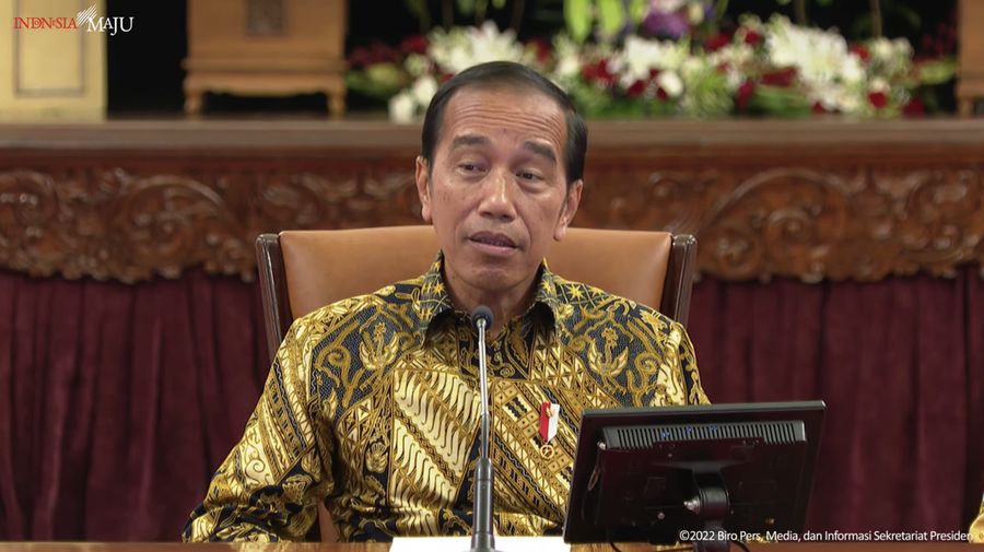 Konferensi Pers Presiden Joko Widodo terkait PPKM, Istana Negara, 30 Desember 2022. (Tangkapan Layar youtube Sekretariat Presiden)