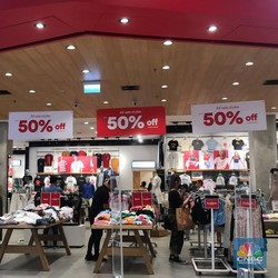 PPKM Dihapus, Begini Aturan Baru Masuk Mall dan Perjalanan