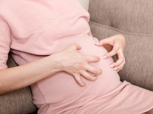 Kasus Langka Wanita Melahirkan Anak Kembar dari Dua Rahim yang Berbeda