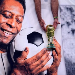 Mengenal Kanker Kolon, Penyakit Mematikan yang Diderita Pele