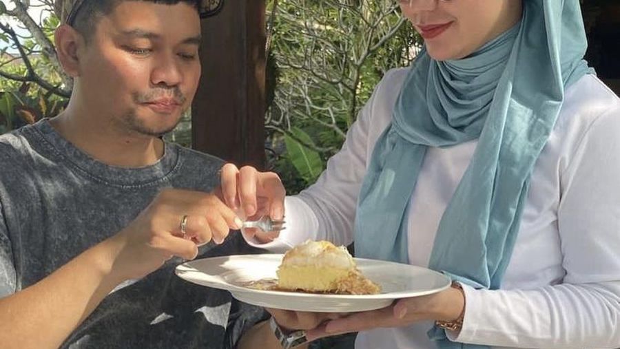 Aldila Jelita dan Indra Bekti