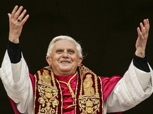 Breaking News: Paus Benediktus XVI Meninggal Dunia