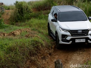 Pajak Toyota Fortuner 2.8 L Kepemilikan Kedua, Segini Bayarnya Tiap Tahun