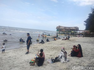 7 Nama Pantai di Sumatera Utara dengan Pesona Indah, Instagramable!