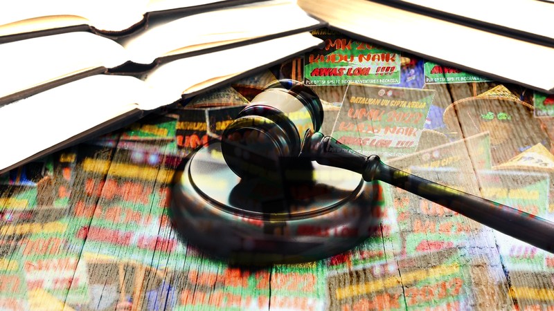 Perpu Cipta Kerja Tiba-tiba Terbit