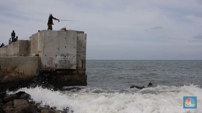 AHY Mau Tanggul Laut Cilegon-Gresik Tak Harus 100% Beton, Ini Kata KKP