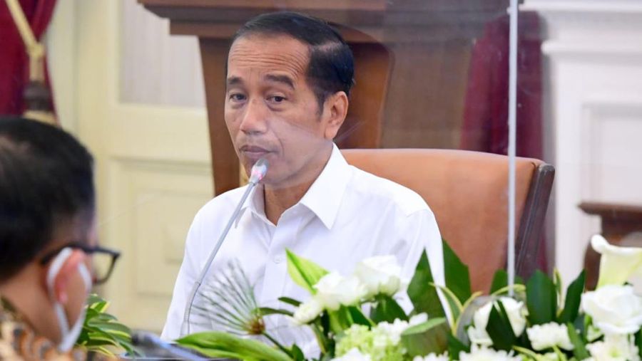 Rapat terbatas yang dipimpin oleh Presiden Joko Widodo di Istana Merdeka, Jakarta, pada Senin, 2 Januari 2023. (Foto: BPMI Setpres/Muchlis Jr)