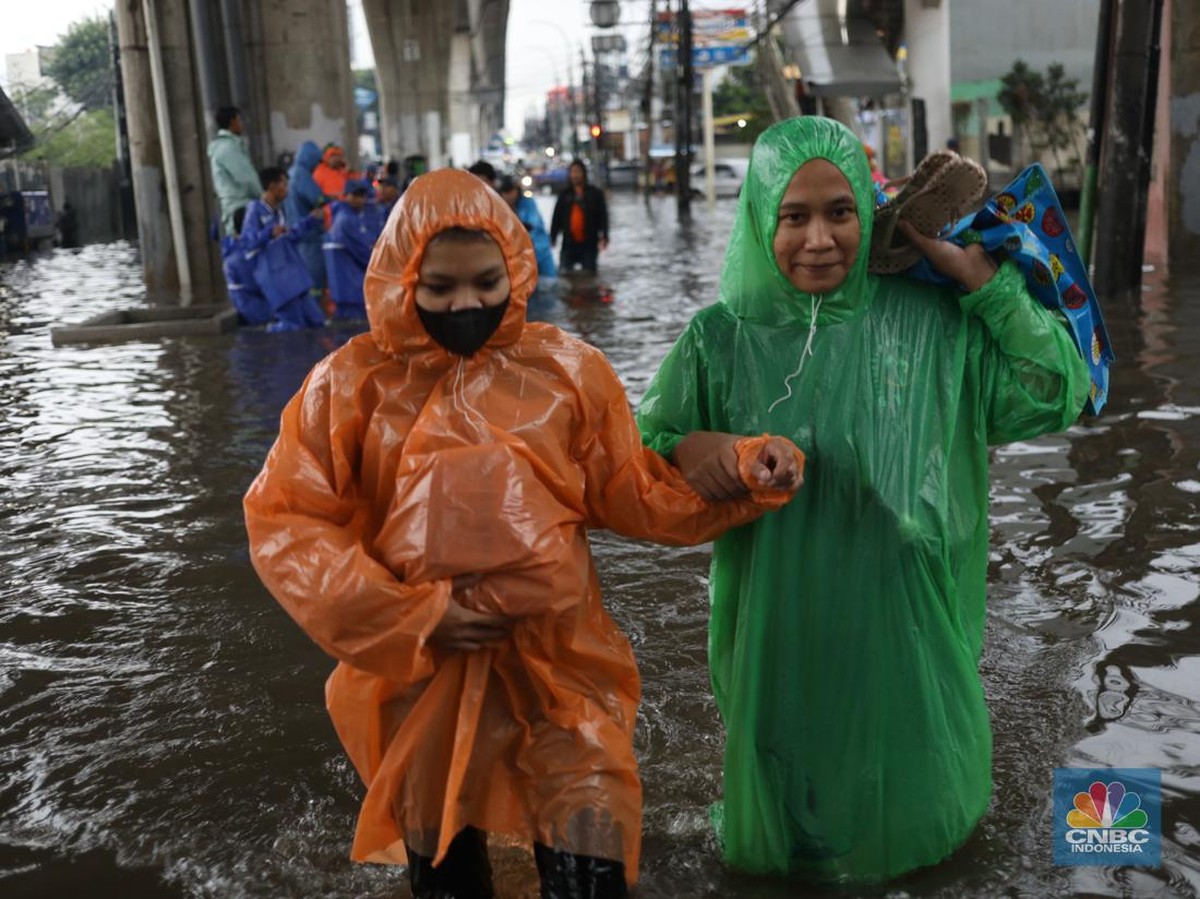 Fenomena Hujan Deras Dari Laut Mengancam Jabodetabek dan Wilayah Lain