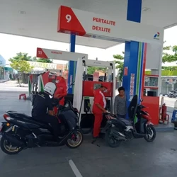 BBM Pertalite & Solar Mau Dibatasi, Ini Kriteria yang Berhak