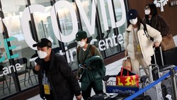 Sinyal Kenaikan COVID-19 di Korsel, Warga Berburu Masker-Alat Tes Lagi