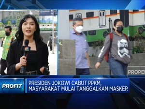 Video: Jokowi Cabut PPKM, Masyarakat Mulai Tanggalkan Masker