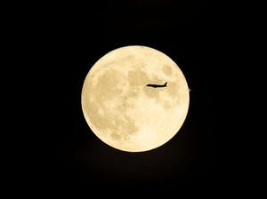 Gerhana Matahari Total Jadi Puncak Fenomena Langit Sepanjang 2026