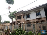 Potret Penampakan Rumah Mewah yang Terbengkalai di Jakarta