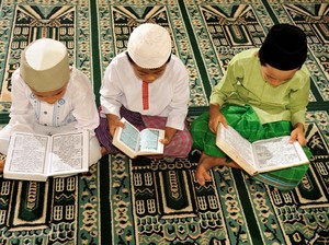 Magrib Mengaji untuk Cegah Kenakalan Anak di Kabupaten Bandung