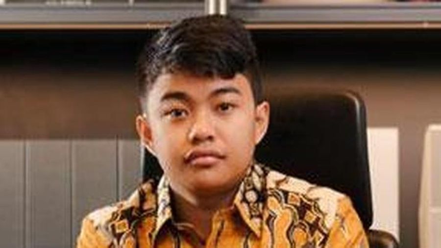 Jhony Saputra